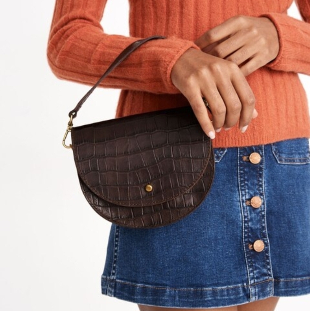 Madewell Small Richmond Saddle Bag: Croc Embossed Leather Edition